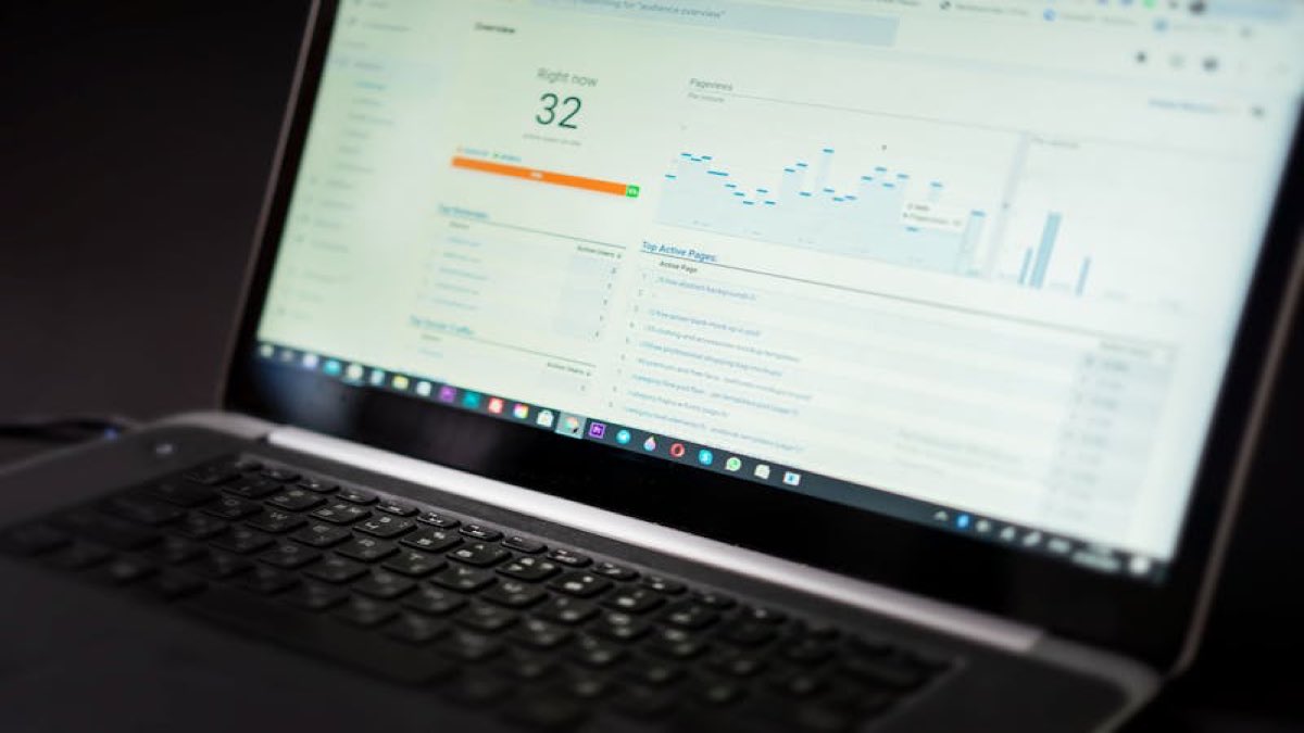 Online product tiles used for image search monitoring