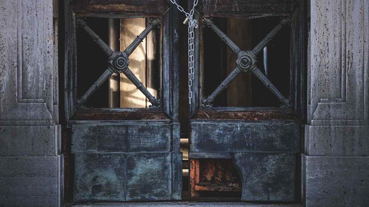 The best Proxycurl alternatives for LinkedIn data in 2026 after the shutdown
